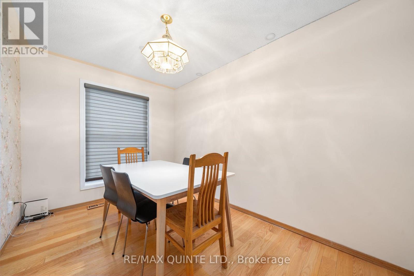 1402 Clearview Drive, Peterborough West (Central), Ontario  K9K 1Z8 - Photo 8 - X11991250