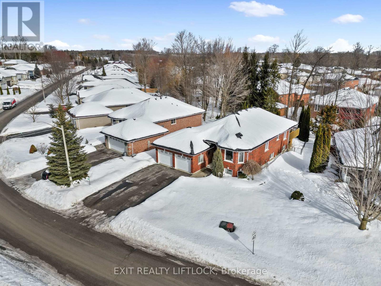 295 Woodward Avenue, Peterborough North (North), Ontario  K9L 1K2 - Photo 4 - X11992904