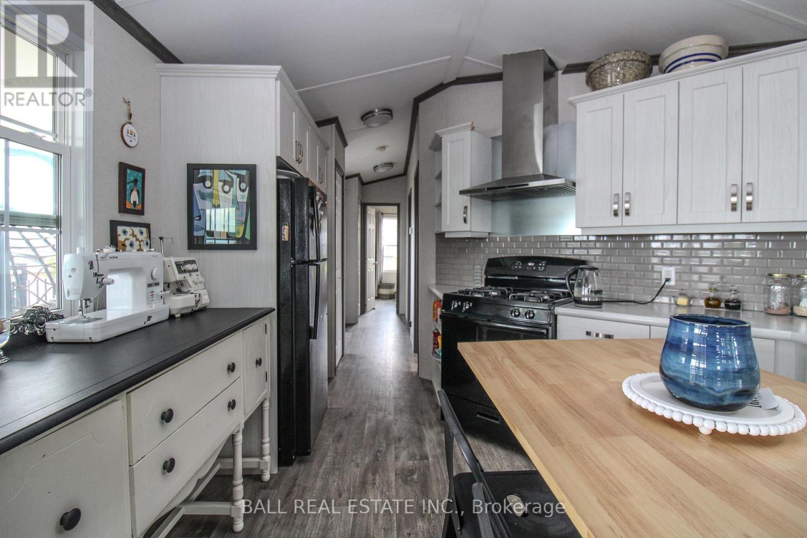 5 Marina Cres. - 920 Skyline Road, Selwyn, Ontario  K0L 1T0 - Photo 17 - X11994690