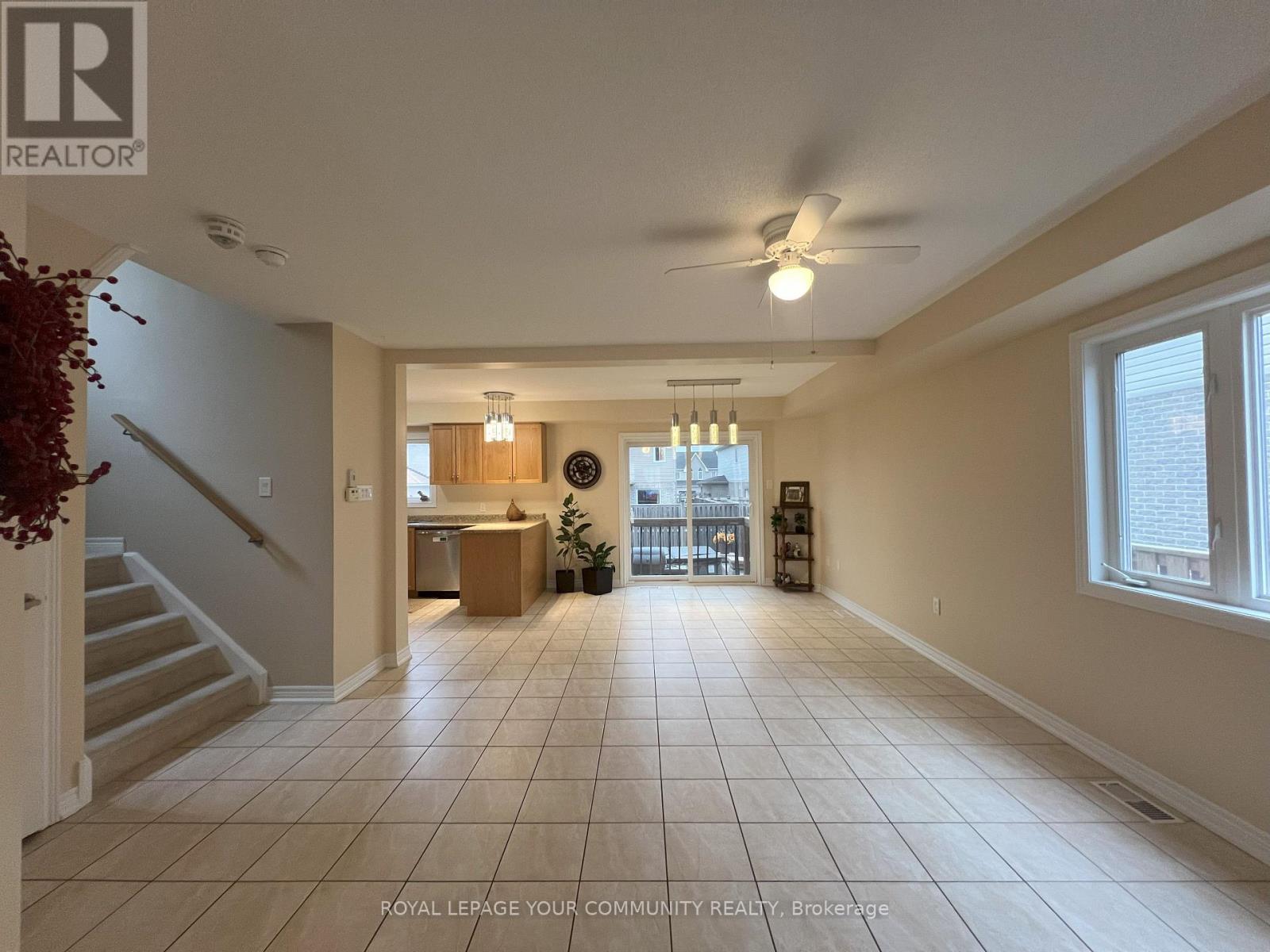 37 Gunsolus Road, Kawartha Lakes (Ops), Ontario  K9V 0E4 - Photo 4 - X11995349