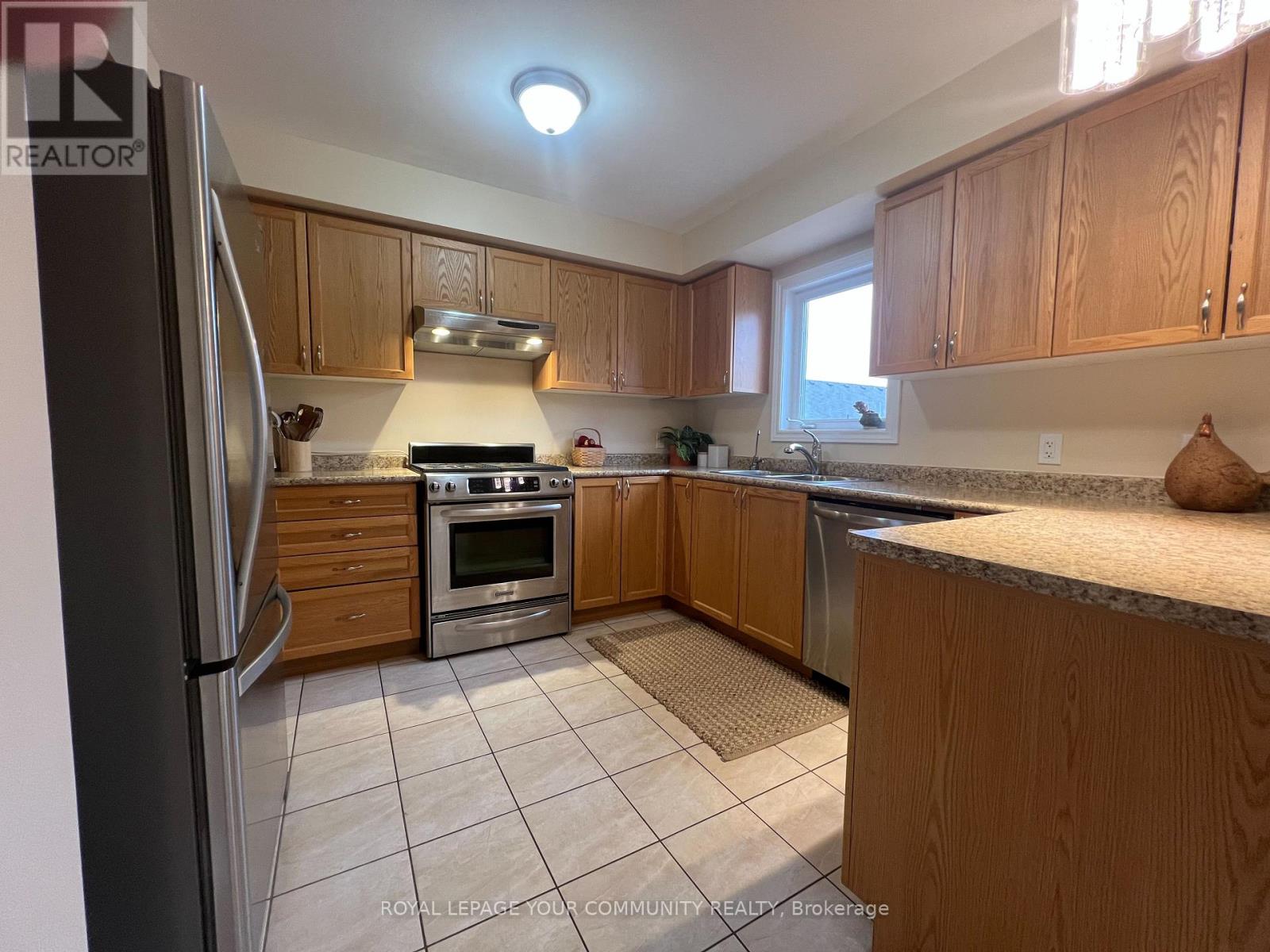 37 Gunsolus Road, Kawartha Lakes (Ops), Ontario  K9V 0E4 - Photo 6 - X11995349