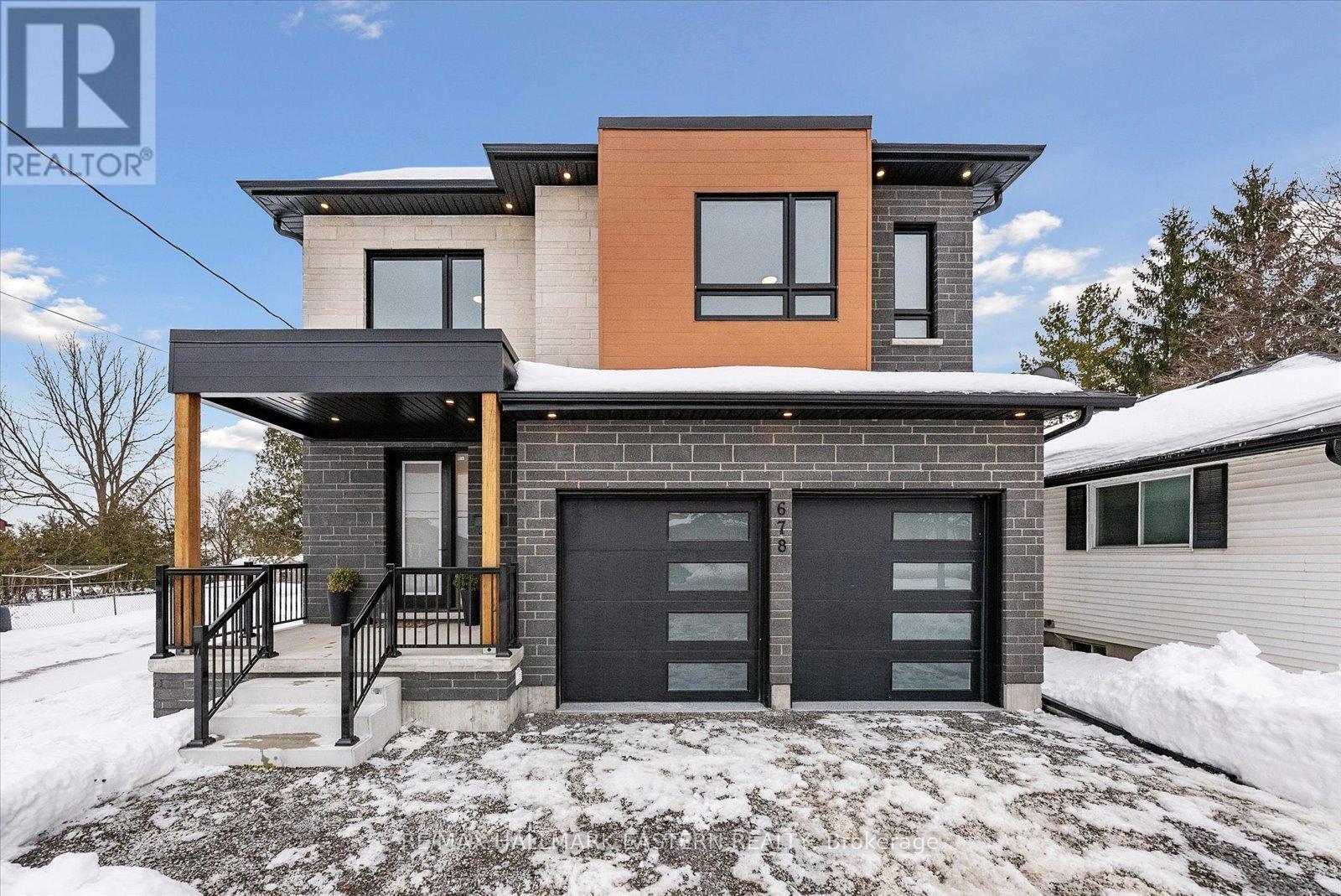 678 OTONABEE DRIVE, peterborough south (east), Ontario
