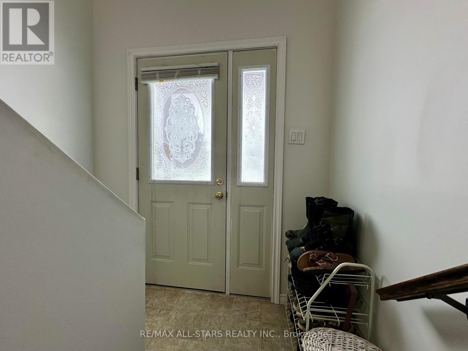 25 Maple Grove Road, Kawartha Lakes (Fenelon), Ontario  K9V 4R6 - Photo 4 - X11997192