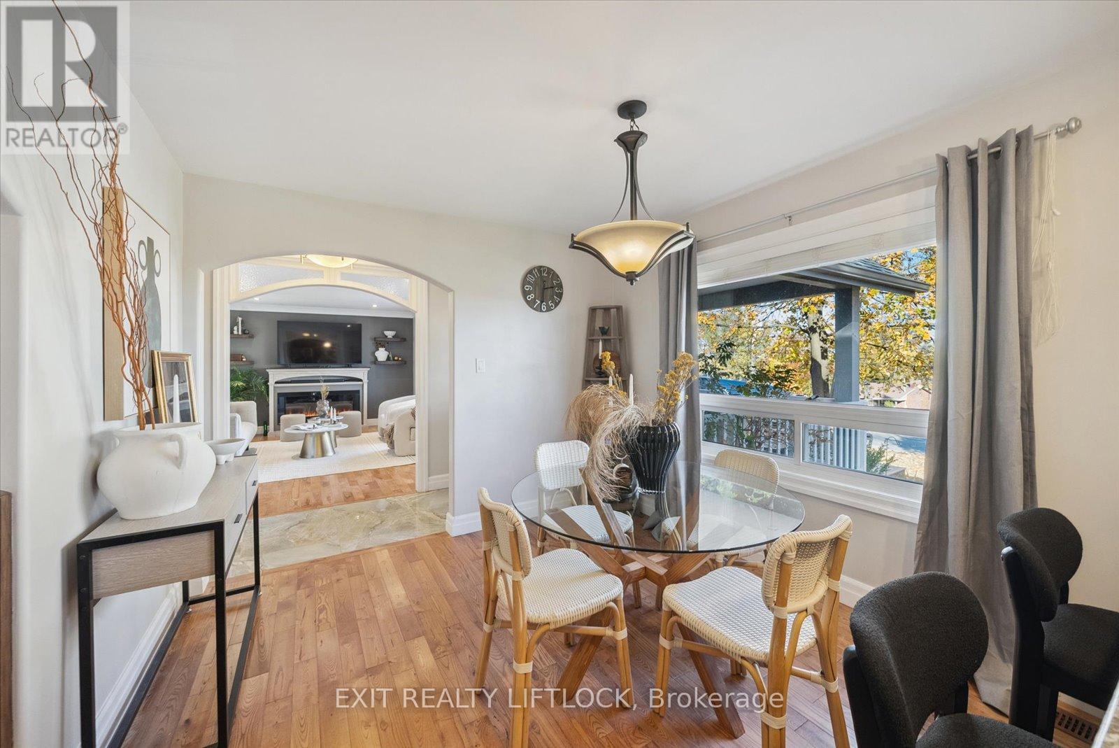 577 Spillsbury Drive, Peterborough West (South), Ontario  K9K 1K6 - Photo 11 - X11999118
