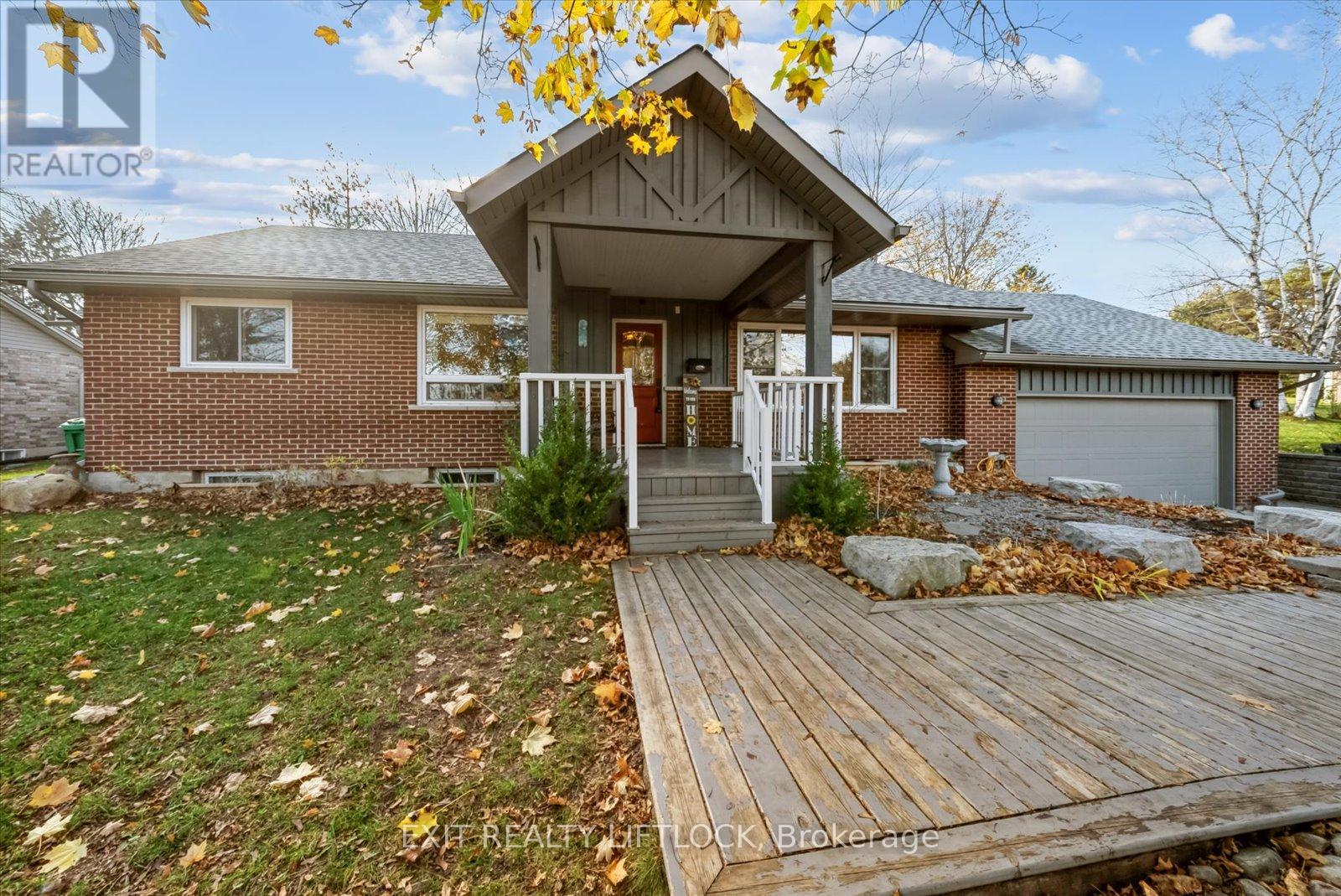 577 Spillsbury Drive, Peterborough West (South), Ontario  K9K 1K6 - Photo 4 - X11999118