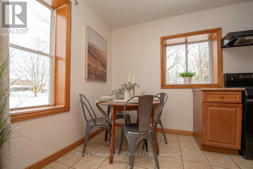 2 Osborne Street, Kawartha Lakes (Ops), Ontario  K0L 2X0 - Photo 11 - X11999136