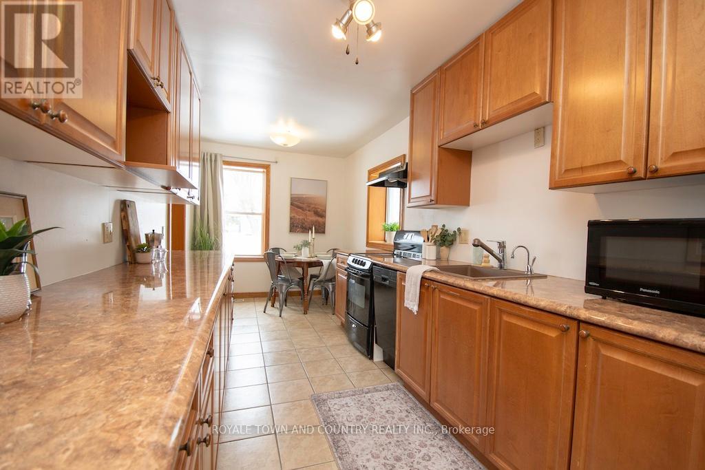 2 Osborne Street, Kawartha Lakes (Ops), Ontario  K0L 2X0 - Photo 13 - X11999136