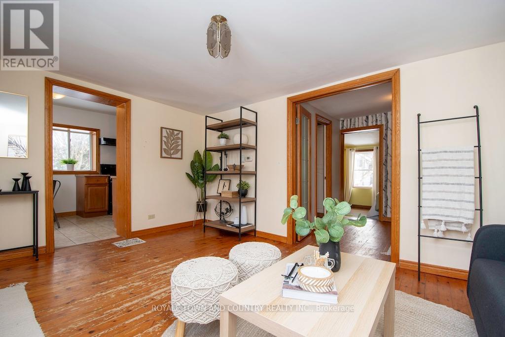 2 Osborne Street, Kawartha Lakes (Ops), Ontario  K0L 2X0 - Photo 9 - X11999136