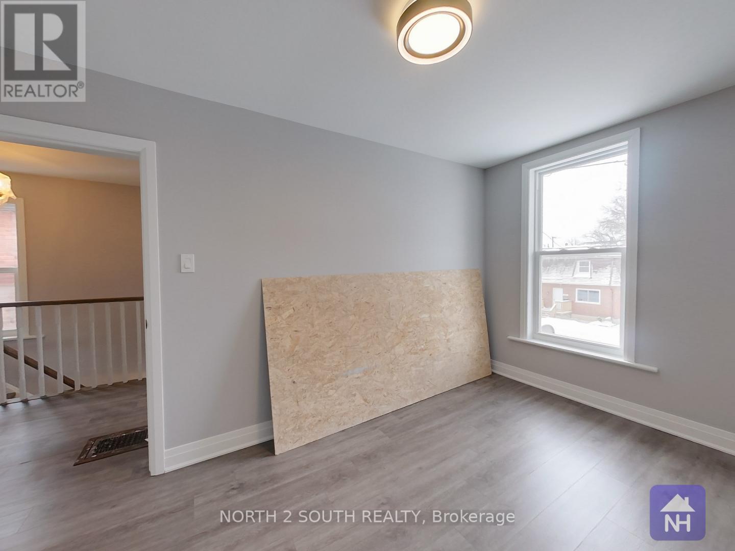 190 Stewart Street, Peterborough Central (South), Ontario  K9J 3M5 - Photo 15 - X12000761