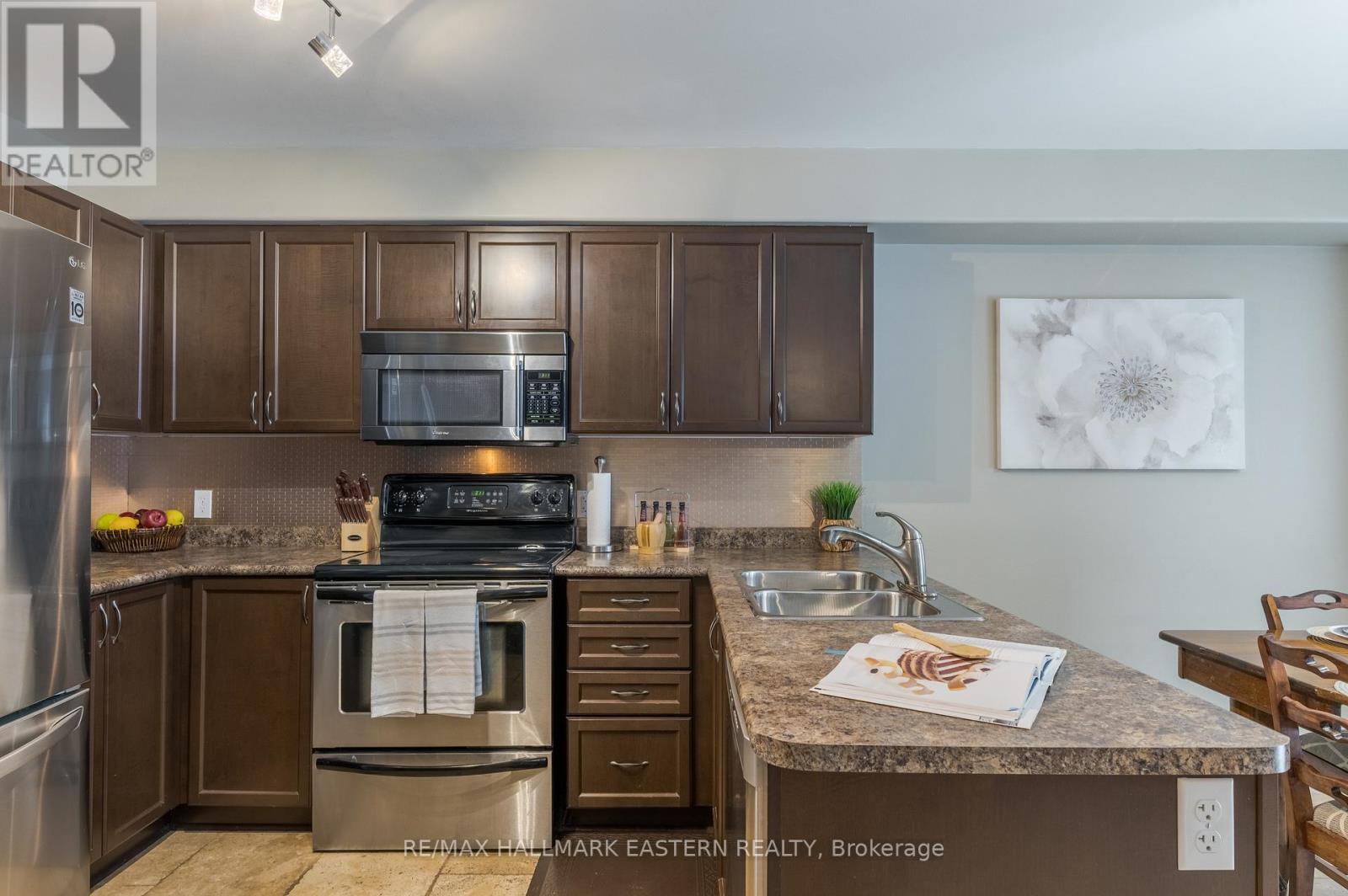 312 Glenwood Street, Selwyn, Ontario  K9H 2B3 - Photo 16 - X12001476