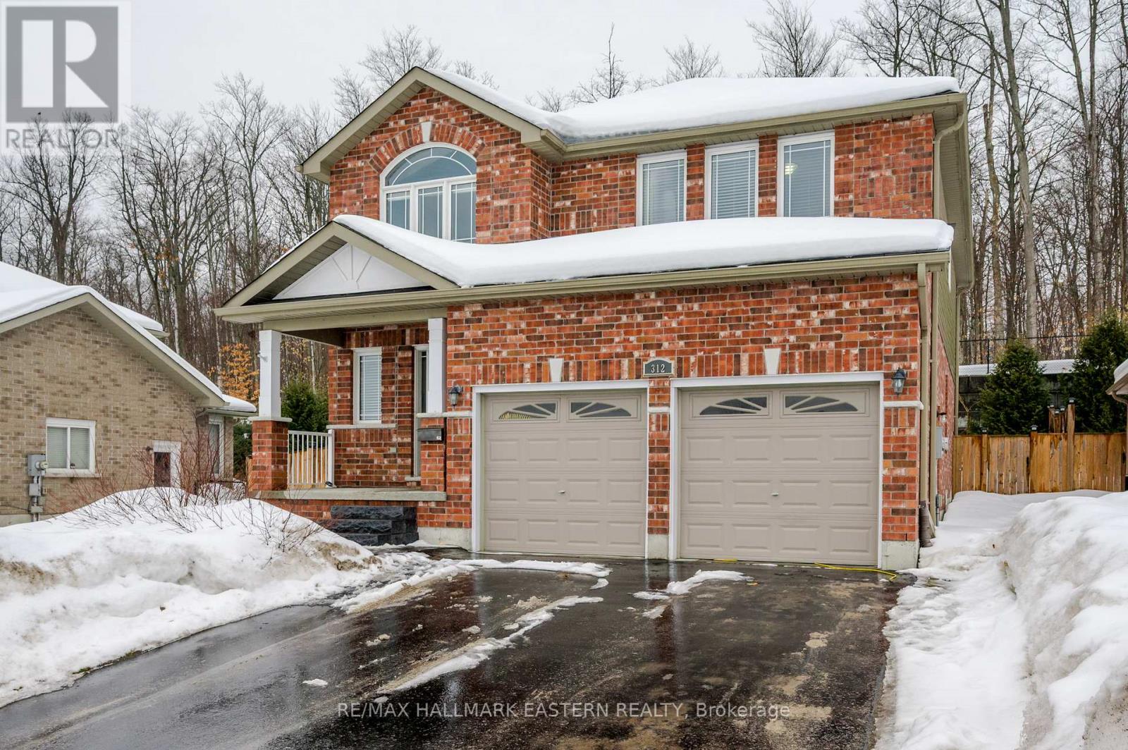 312 Glenwood Street, Selwyn, Ontario  K9H 2B3 - Photo 3 - X12001476