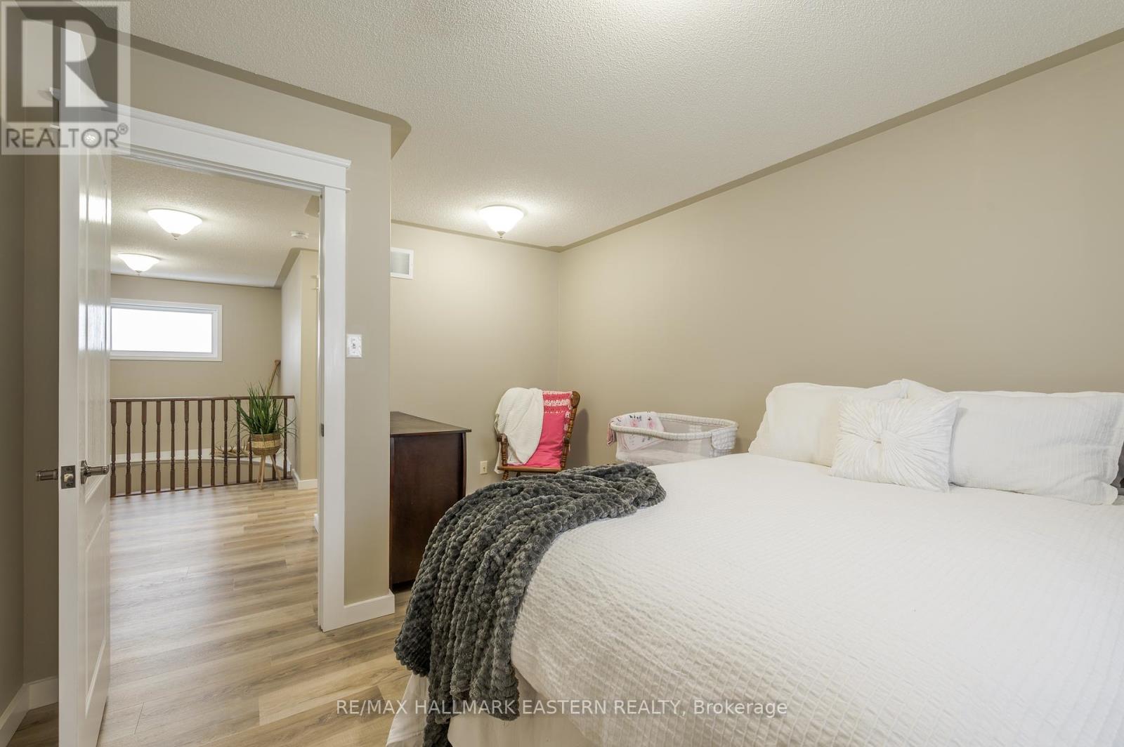 312 Glenwood Street, Selwyn, Ontario  K9H 2B3 - Photo 34 - X12001476