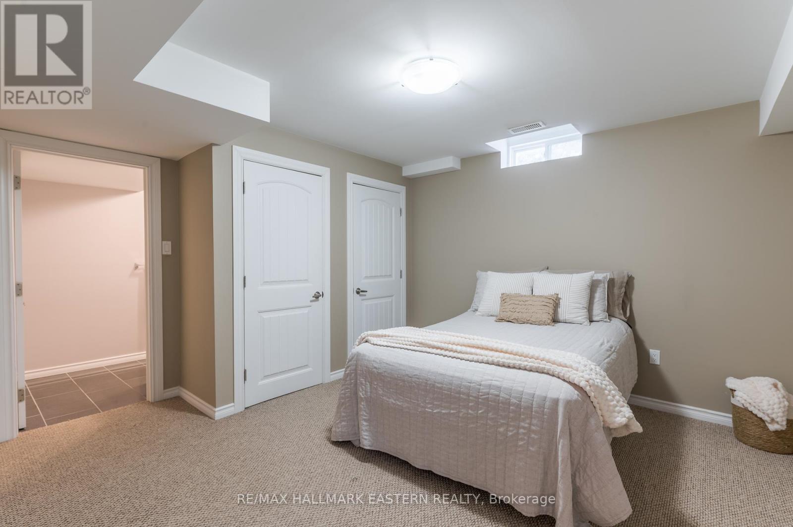 312 Glenwood Street, Selwyn, Ontario  K9H 2B3 - Photo 37 - X12001476
