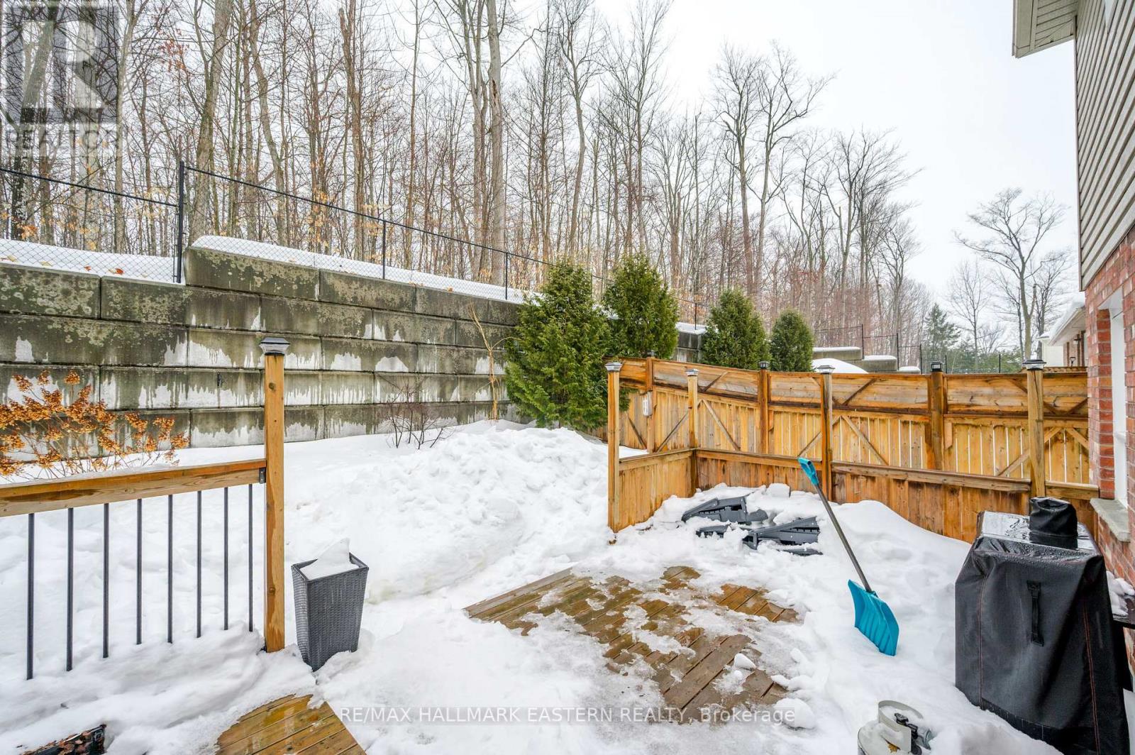 312 Glenwood Street, Selwyn, Ontario  K9H 2B3 - Photo 41 - X12001476