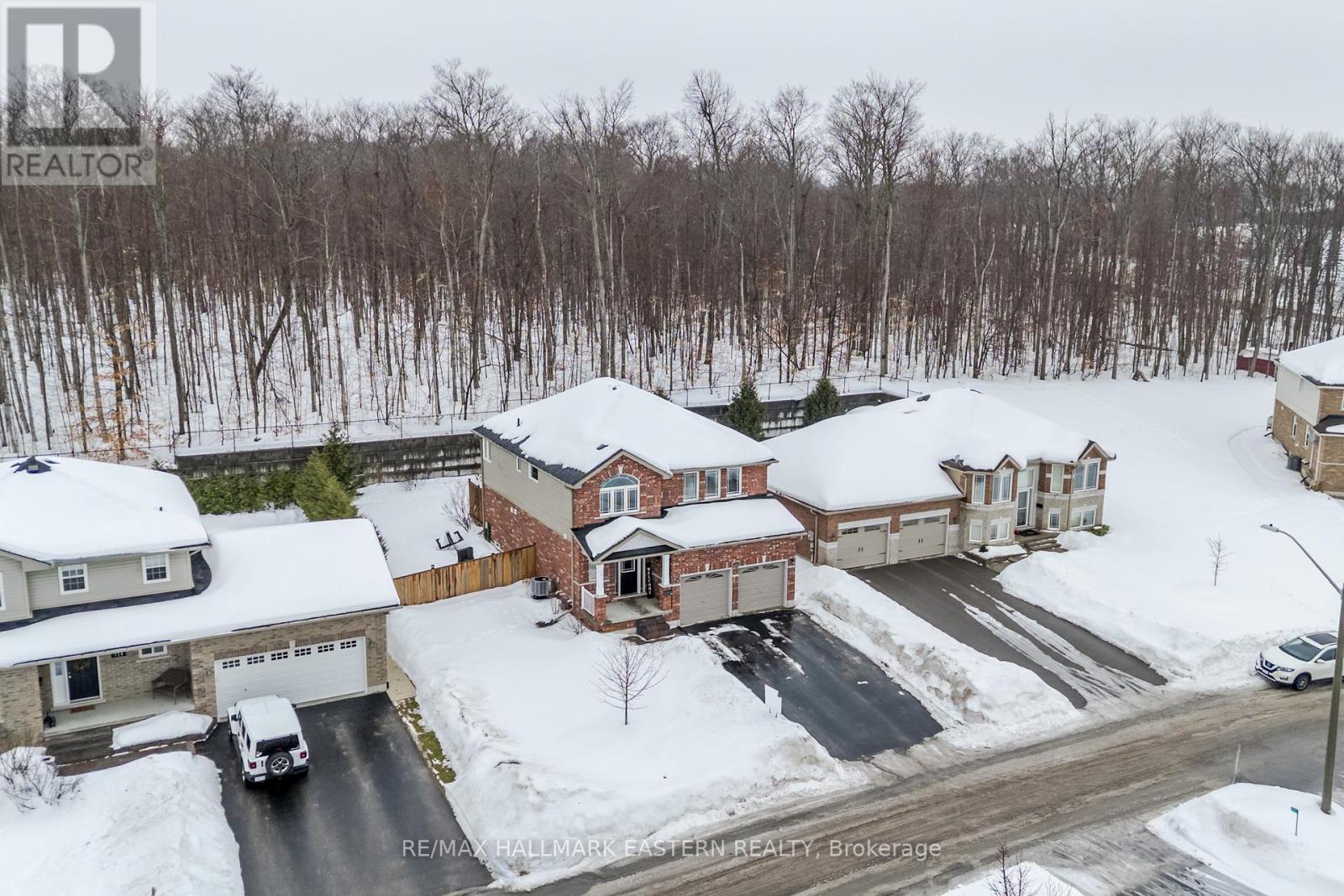 312 Glenwood Street, Selwyn, Ontario  K9H 2B3 - Photo 42 - X12001476