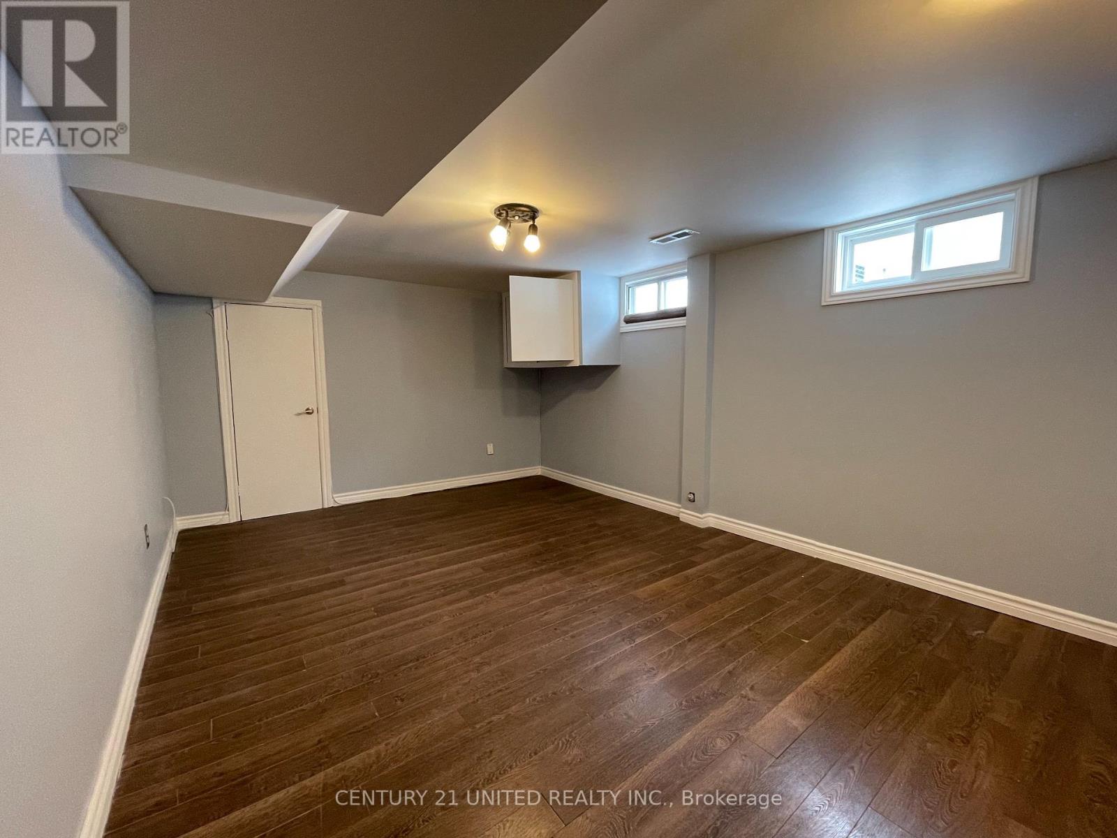 Lower - 431 O'connell Road, Peterborough South (West), Ontario  K9J 4E1 - Photo 5 - X12001501