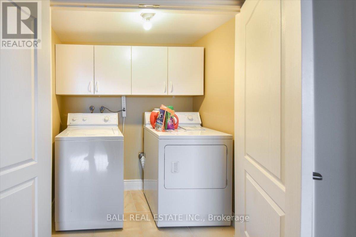 Ph1 - 885 Clonsilla Avenue, Peterborough West (Central), Ontario  K9J 5Y2 - Photo 25 - X12001517
