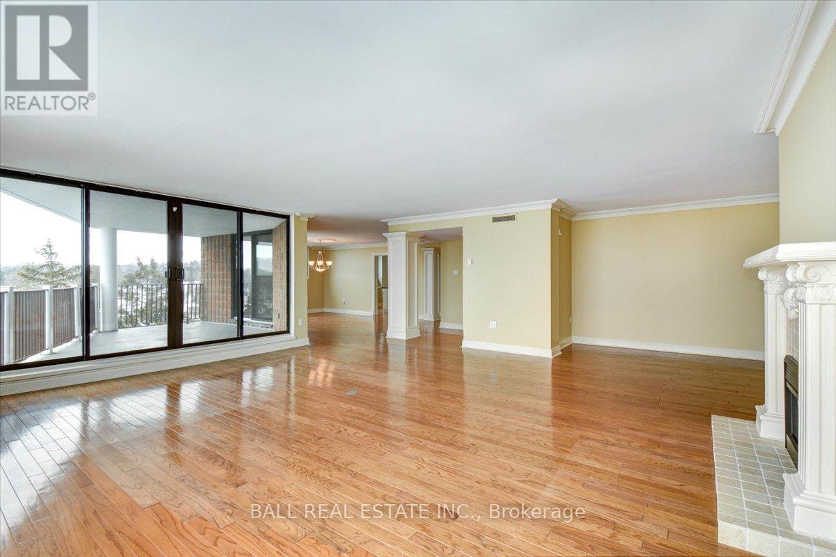 Ph1 - 885 Clonsilla Avenue, Peterborough West (Central), Ontario  K9J 5Y2 - Photo 5 - X12001517