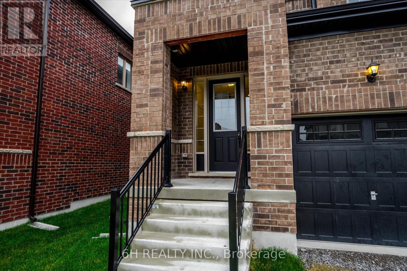 816 Griffin Trail, Selwyn, Ontario  K9K 0J4 - Photo 5 - X12002978