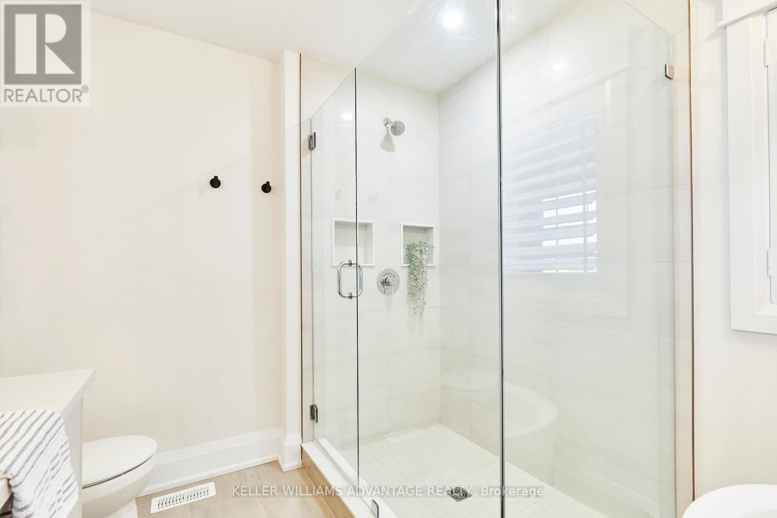517 Clayton Avenue, Peterborough North (North), Ontario  K9K 0H6 - Photo 25 - X12003066