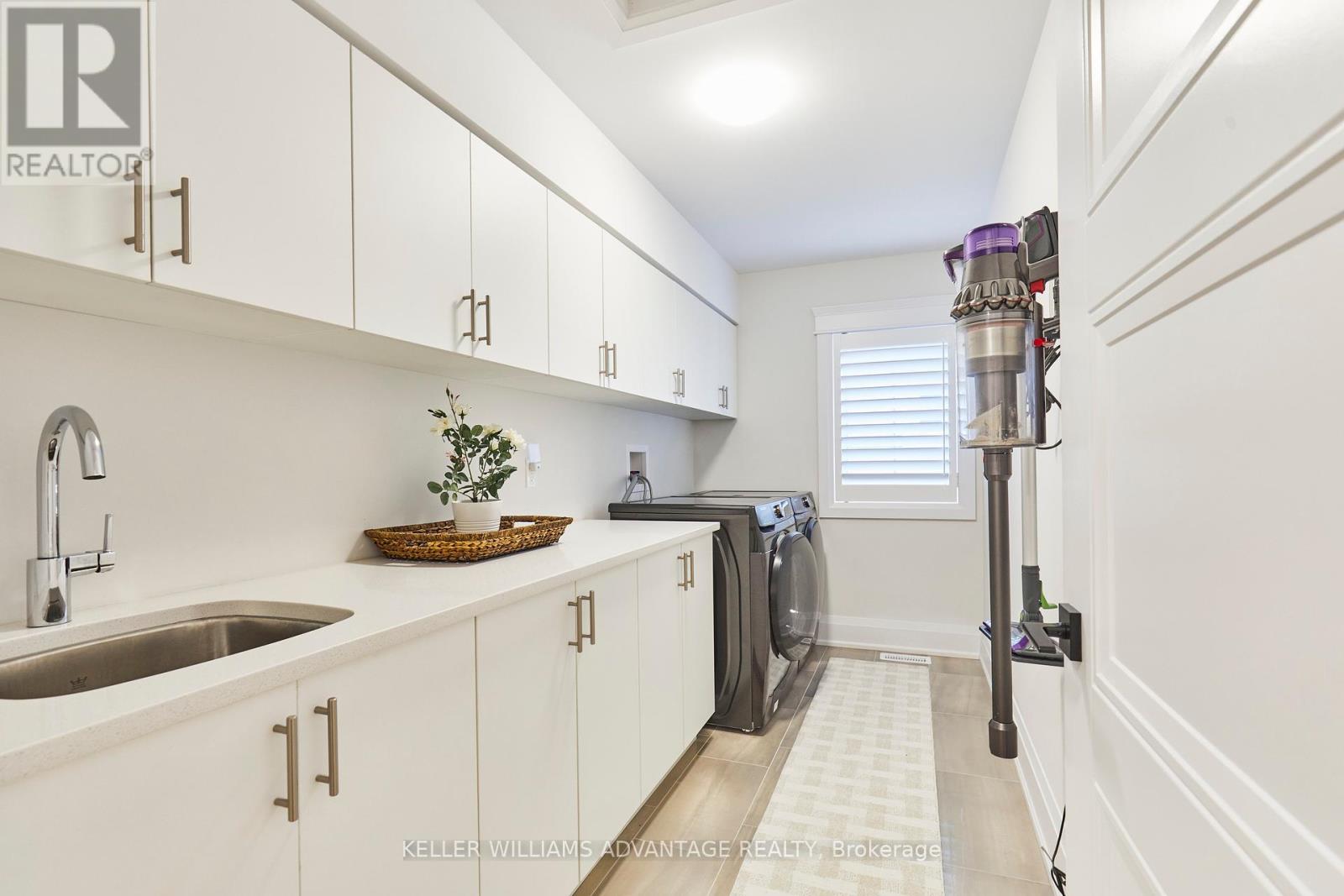 517 Clayton Avenue, Peterborough North (North), Ontario  K9K 0H6 - Photo 40 - X12003066