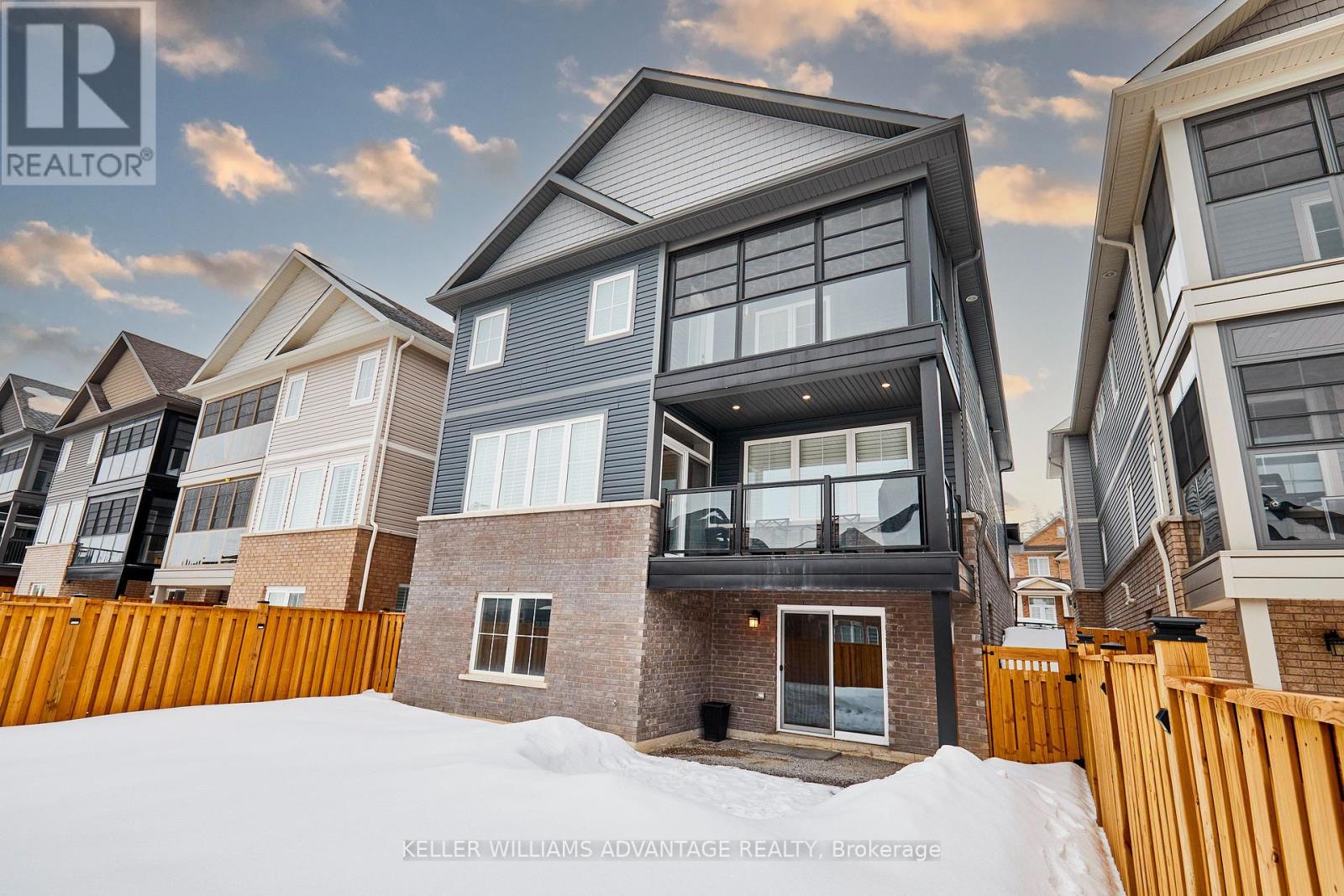 517 Clayton Avenue, Peterborough North (North), Ontario  K9K 0H6 - Photo 42 - X12003066