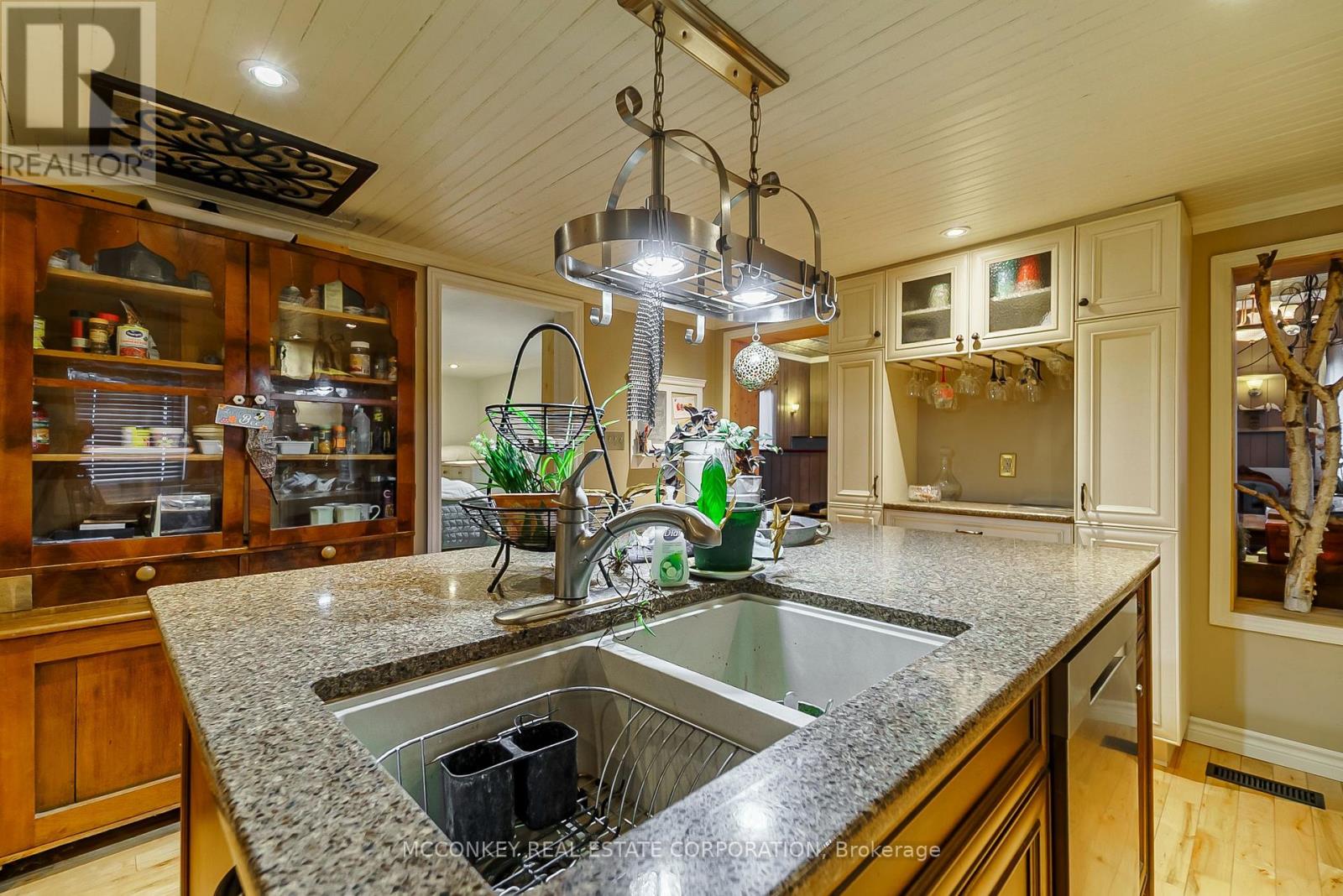 2385 Northey's Road, Selwyn, Ontario  K0L 2H0 - Photo 22 - X12004030