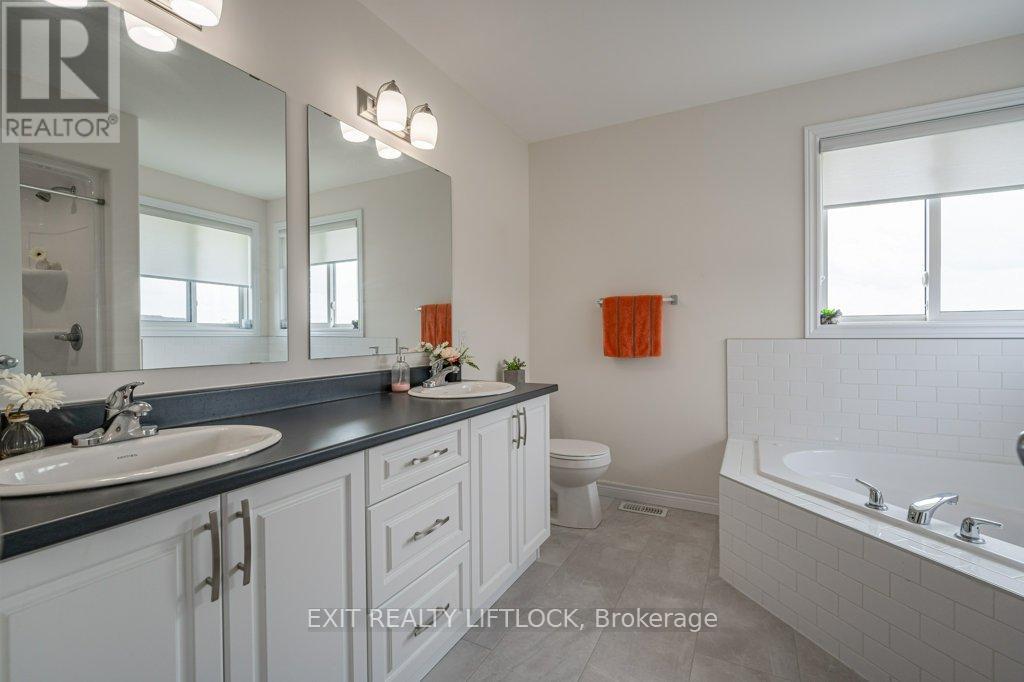 7 Oliver Lane, Asphodel-Norwood, Ontario  K0L 2V0 - Photo 23 - X12006361