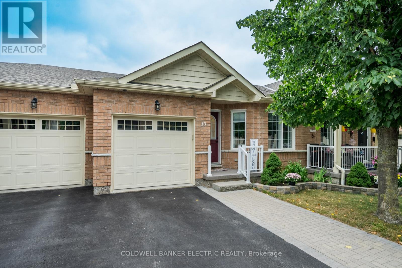 10 - 861 Wentworth Street, Peterborough West (Central), Ontario  K9J 8R7 - Photo 1 - X12006493