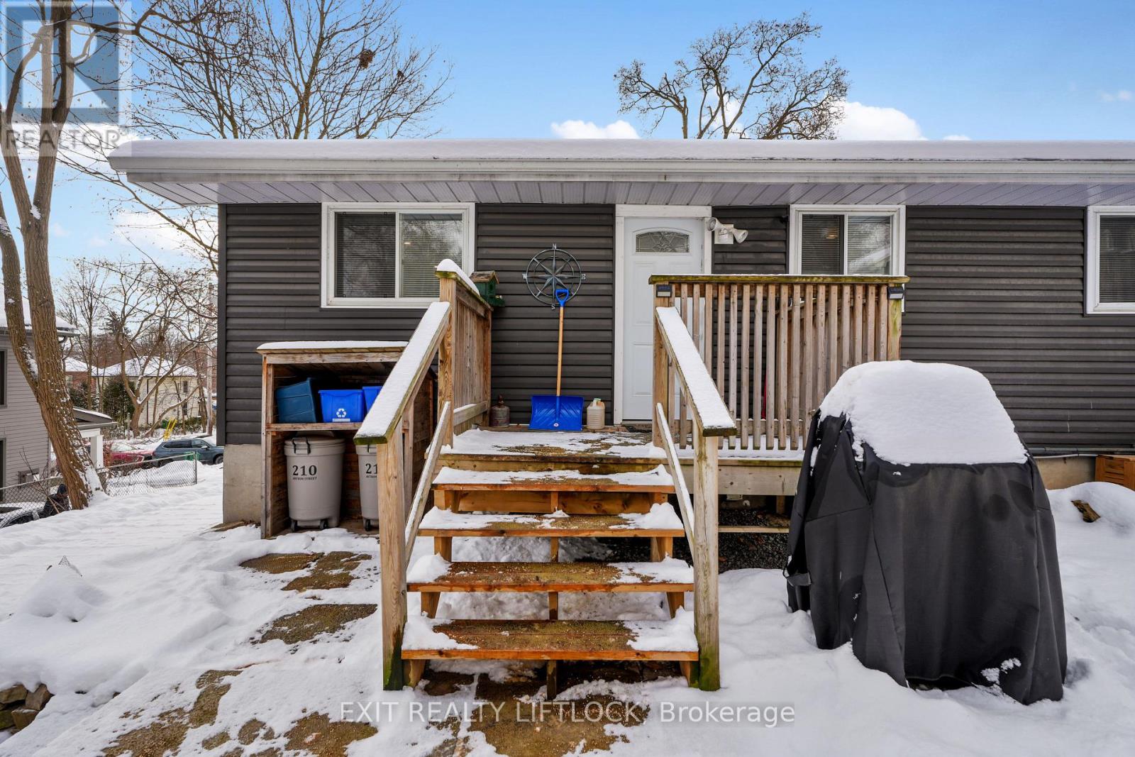 210 Antrim Street, Peterborough Central (North), Ontario  K9H 3G4 - Photo 39 - X12006773