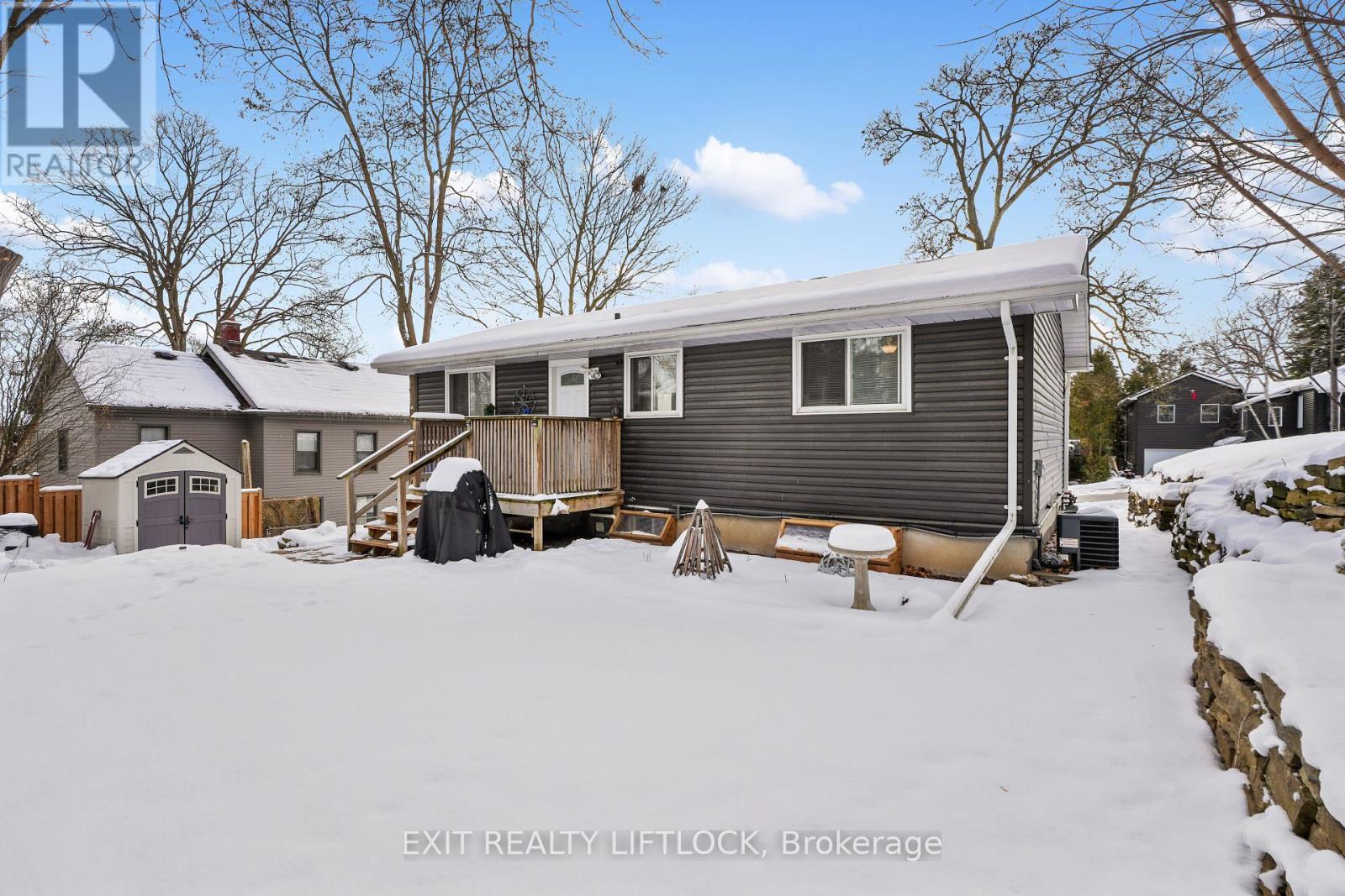210 Antrim Street, Peterborough Central (North), Ontario  K9H 3G4 - Photo 41 - X12006773