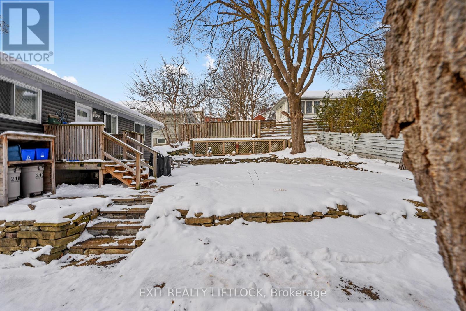 210 Antrim Street, Peterborough Central (North), Ontario  K9H 3G4 - Photo 43 - X12006773