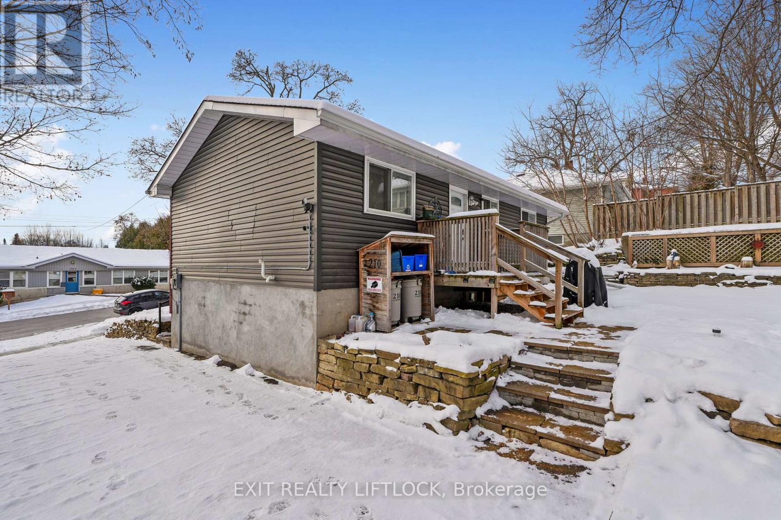 210 Antrim Street, Peterborough Central (North), Ontario  K9H 3G4 - Photo 44 - X12006773