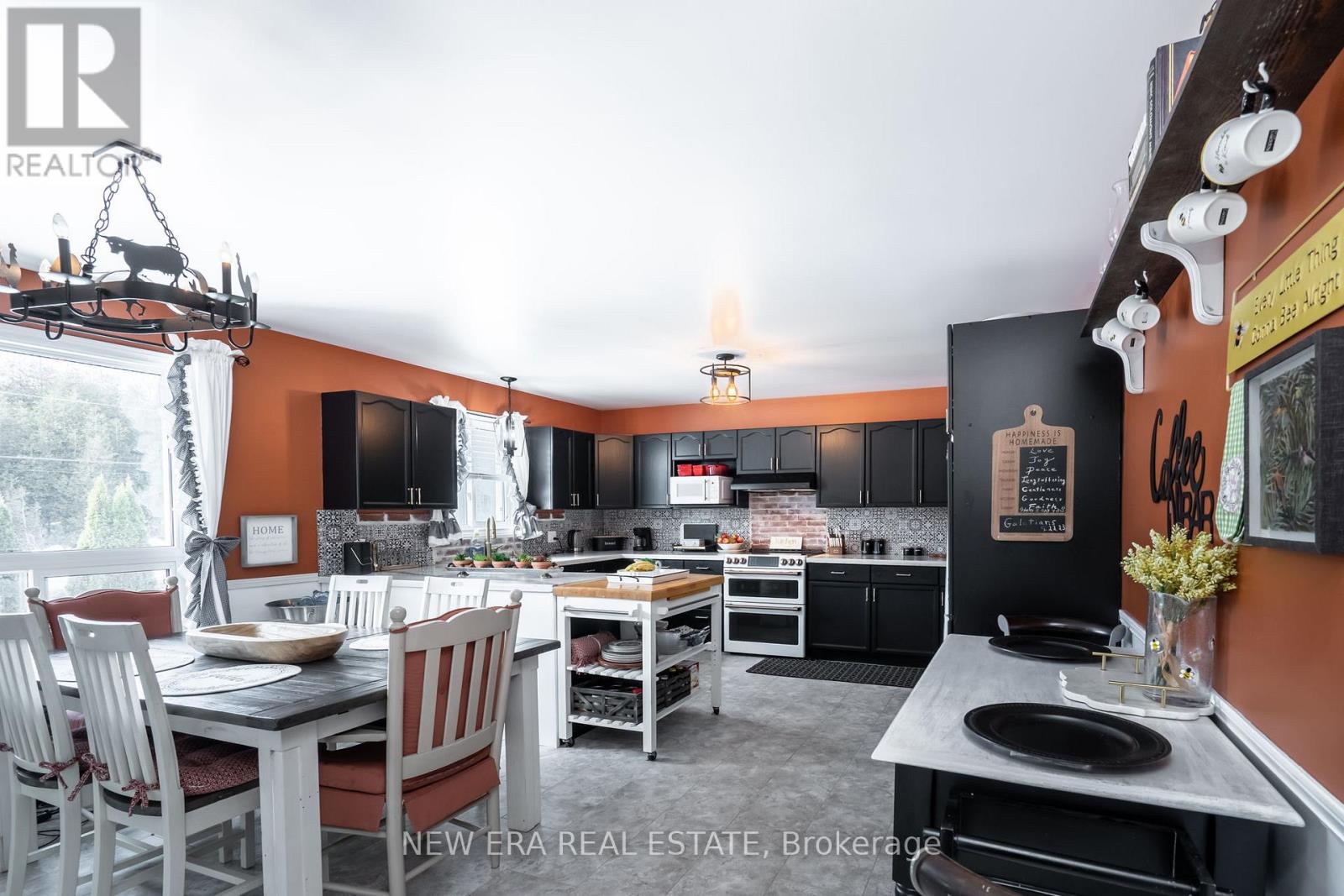 443 County Rd 40, Douro-Dummer, Ontario  K0L 2V0 - Photo 17 - X12007883
