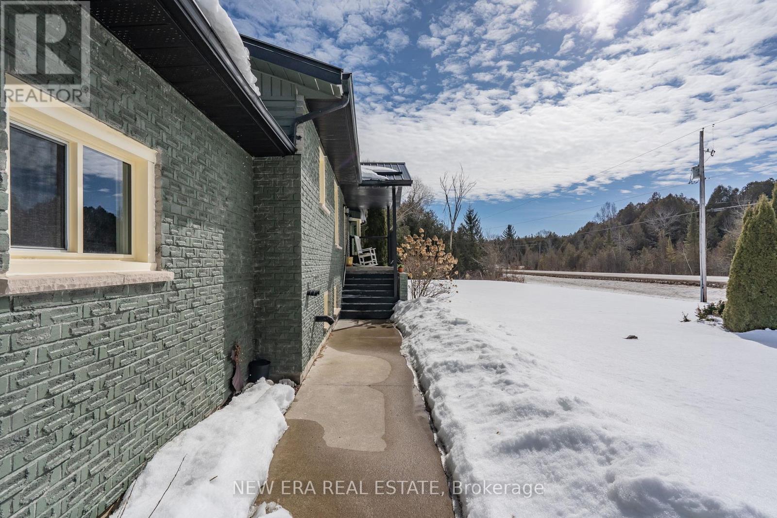 443 County Rd 40, Douro-Dummer, Ontario  K0L 2V0 - Photo 3 - X12007883