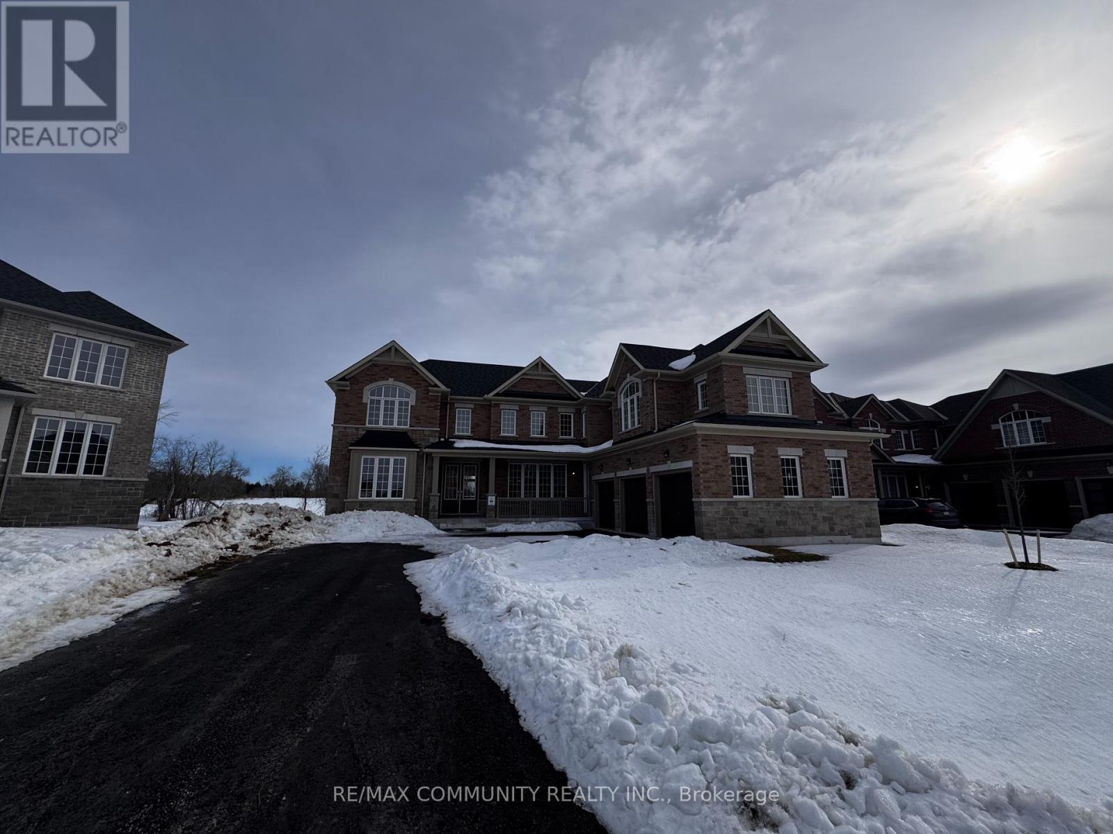 92 Golden Meadows Drive, Otonabee-South Monaghan, Ontario  K9J 0K8 - Photo 1 - X12008153