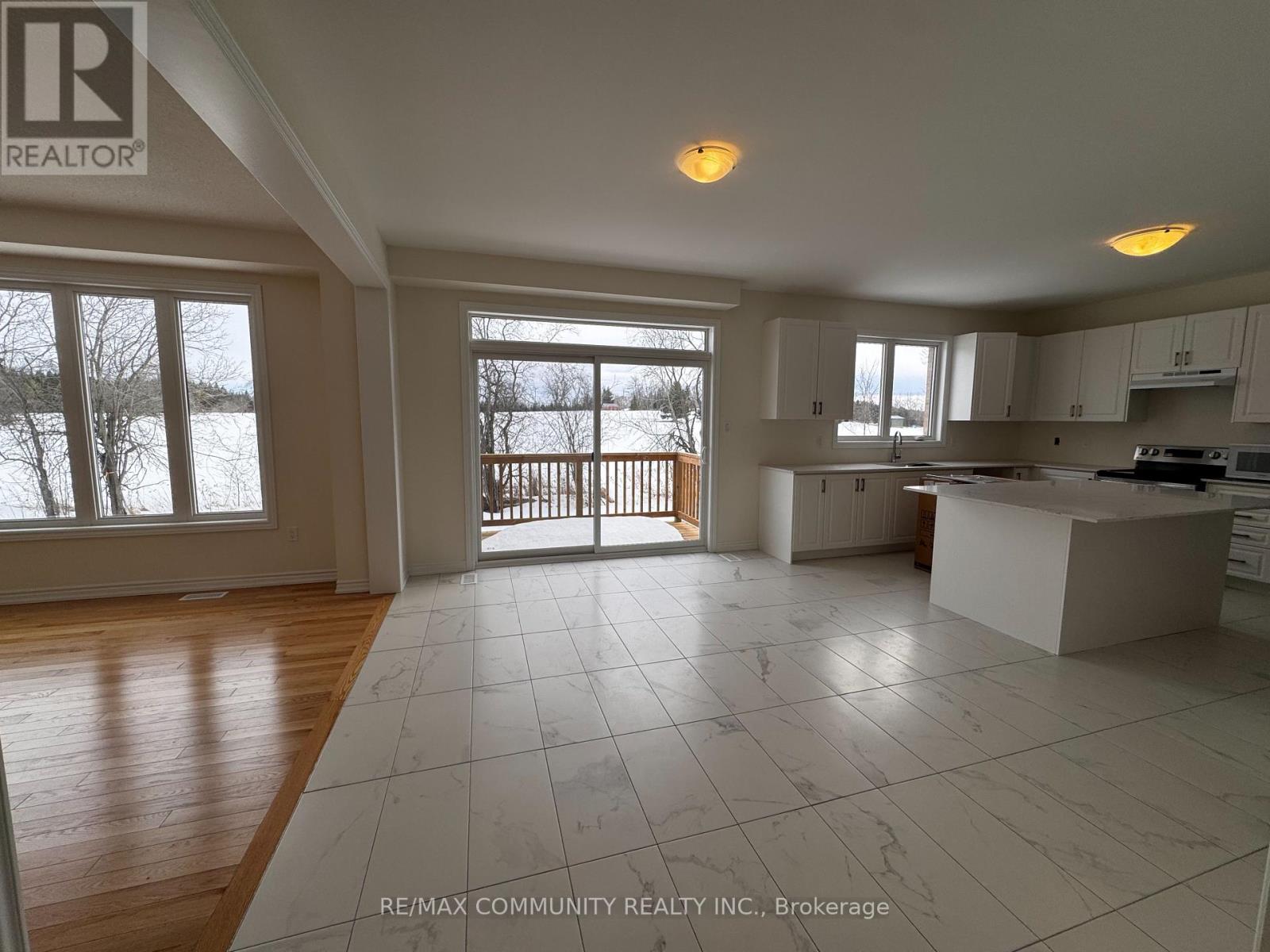 92 Golden Meadows Drive, Otonabee-South Monaghan, Ontario  K9J 0K8 - Photo 15 - X12008153