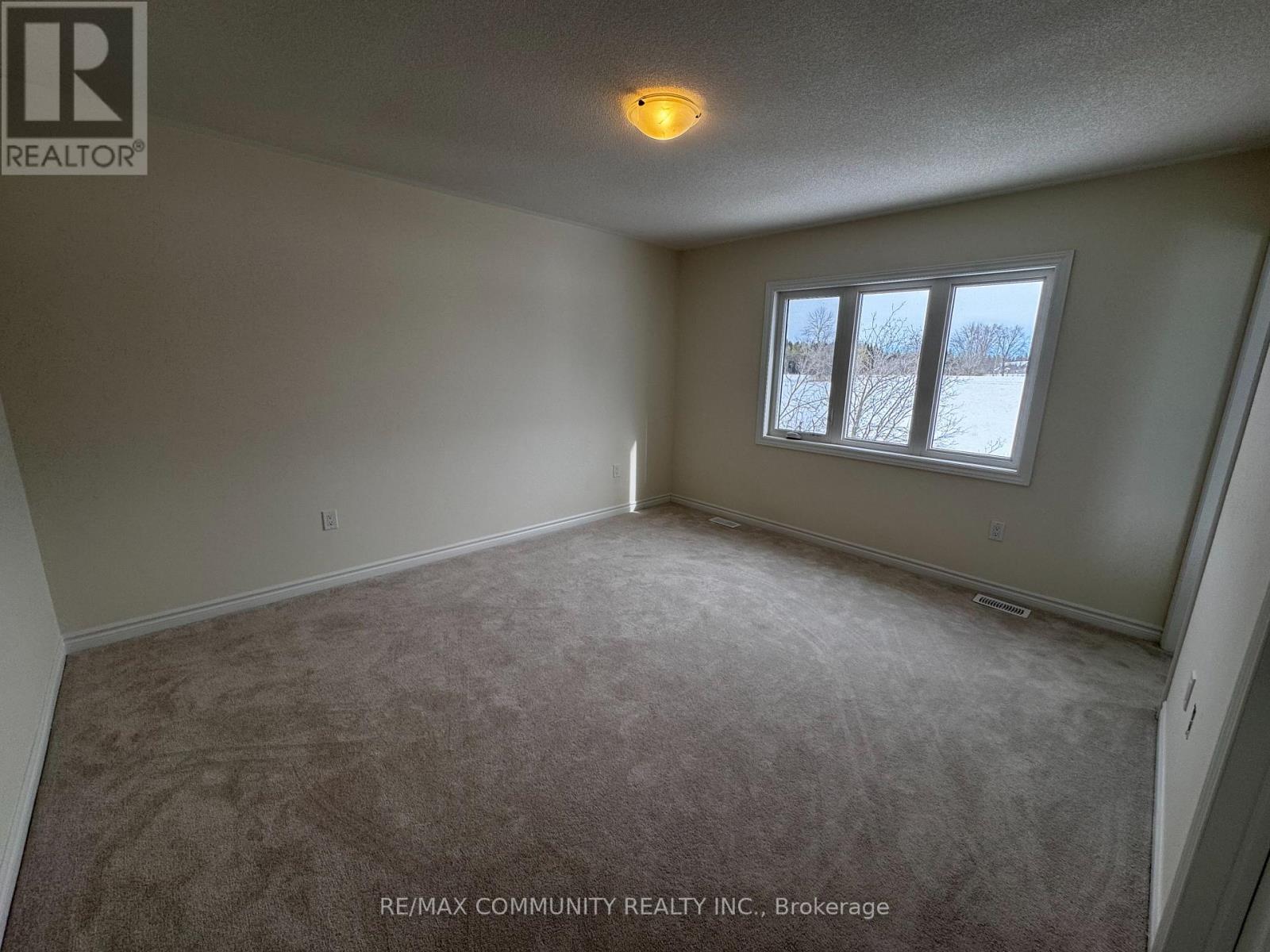 92 Golden Meadows Drive, Otonabee-South Monaghan, Ontario  K9J 0K8 - Photo 20 - X12008153
