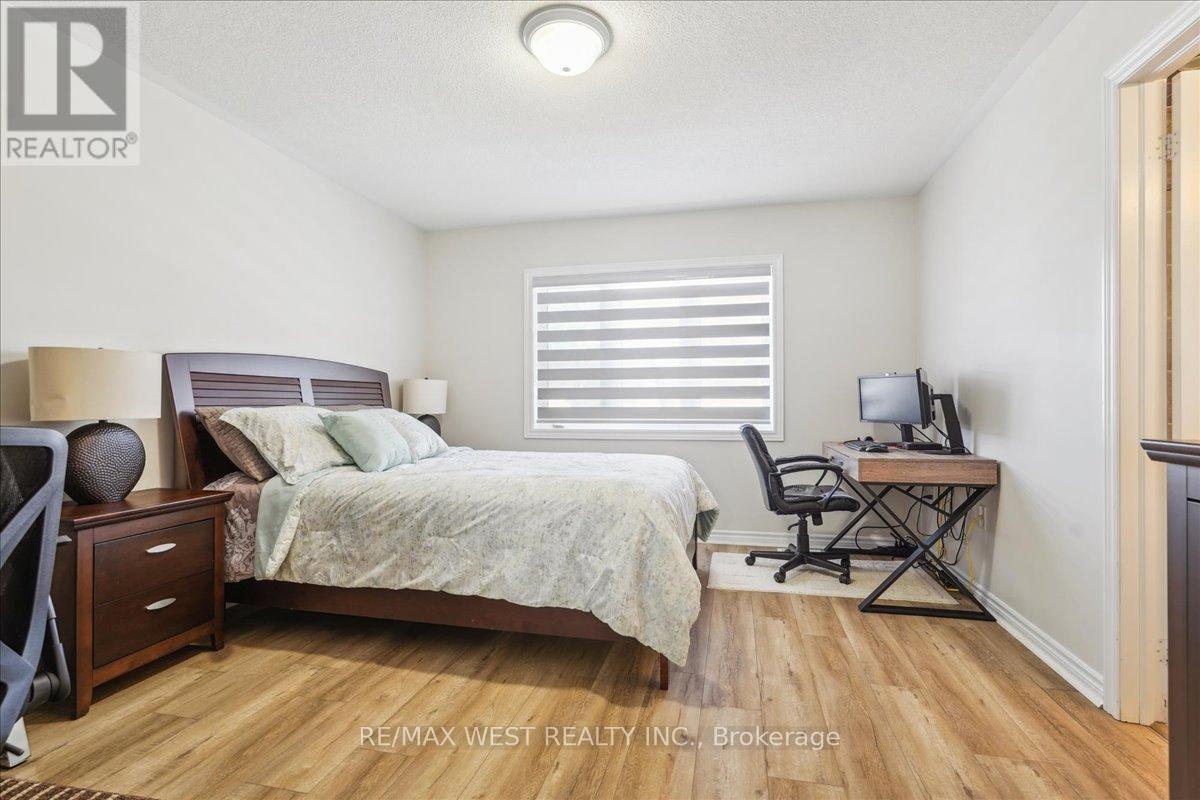 48 Northhill Avenue, Cavan Monaghan (Cavan Twp), Ontario  L0A 1G0 - Photo 10 - X12014859