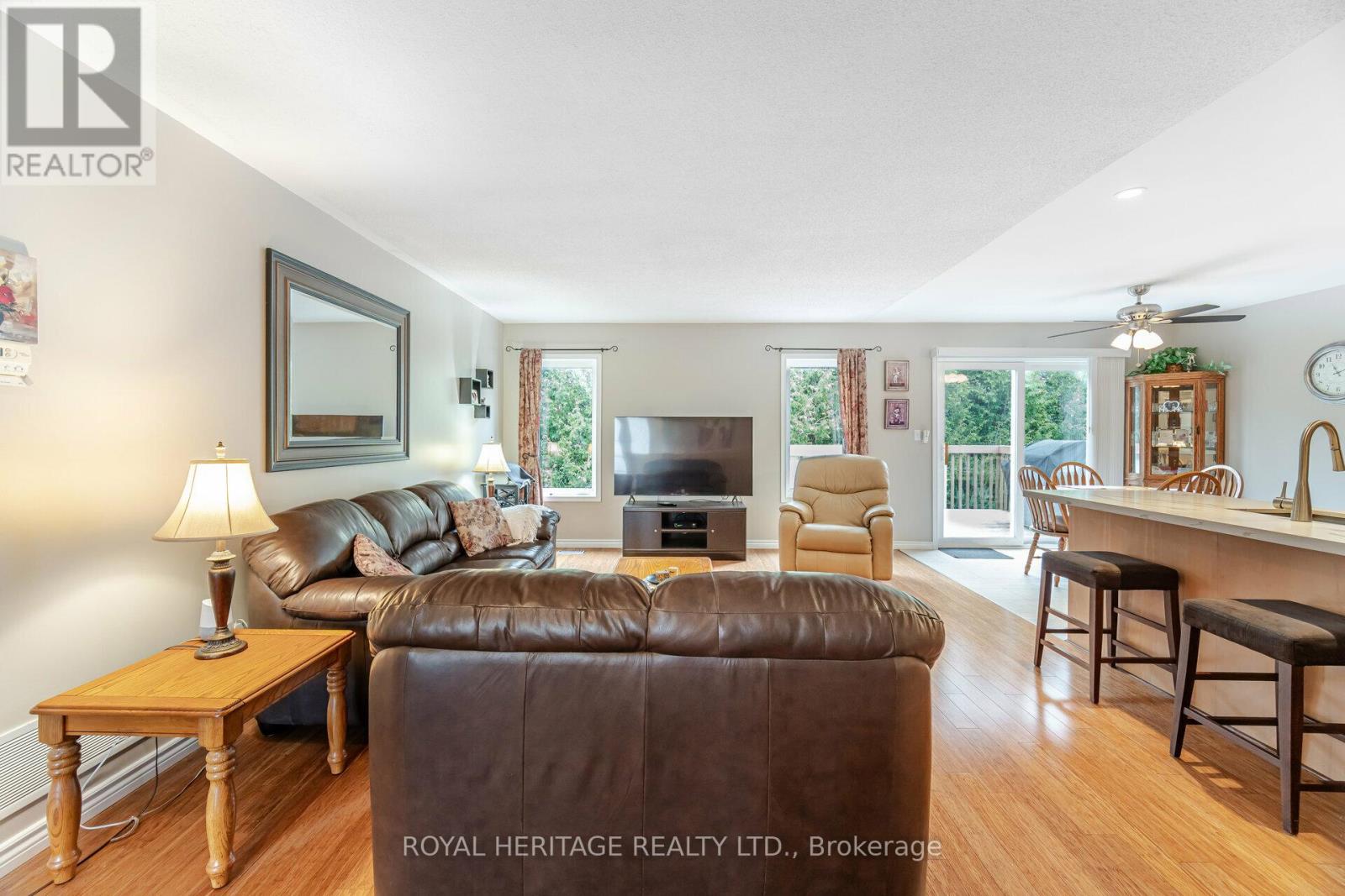 1734 Ravenwood Drive, Peterborough West (North), Ontario  K9K 2P6 - Photo 5 - X12015133