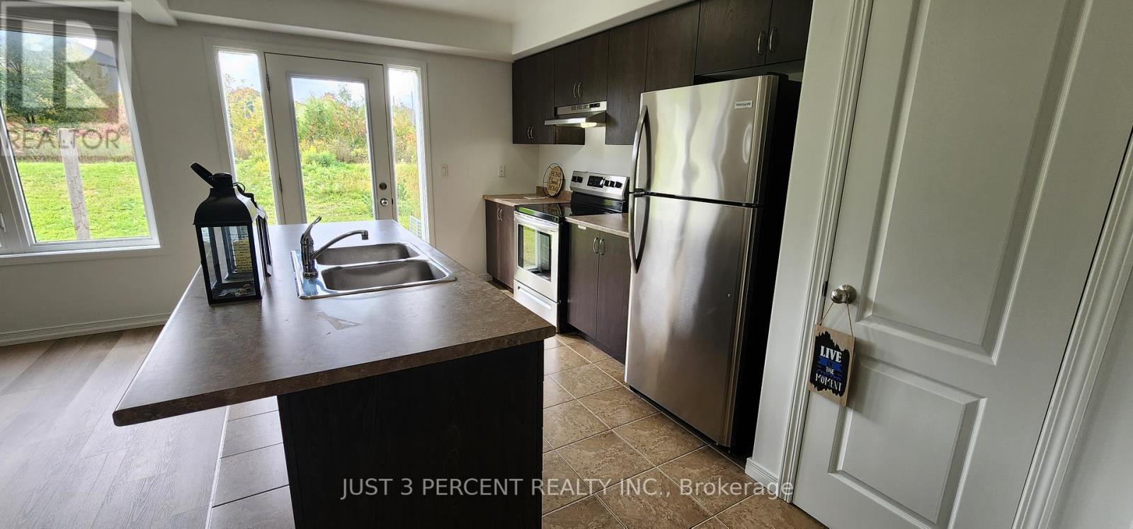 1651 Hetherington Drive, Peterborough North (University Heights), Ontario  K9L 1Y7 - Photo 15 - X12015632