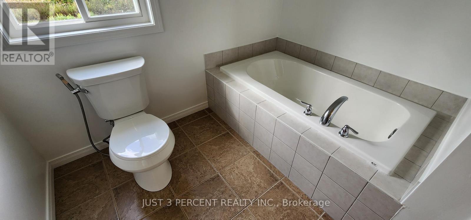 1651 Hetherington Drive, Peterborough North (University Heights), Ontario  K9L 1Y7 - Photo 31 - X12015632