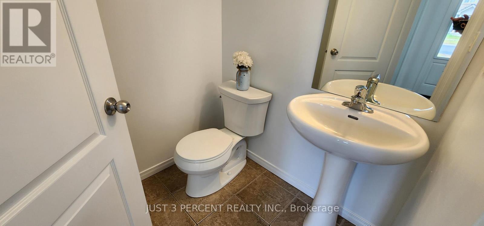 1651 Hetherington Drive, Peterborough North (University Heights), Ontario  K9L 1Y7 - Photo 37 - X12015632