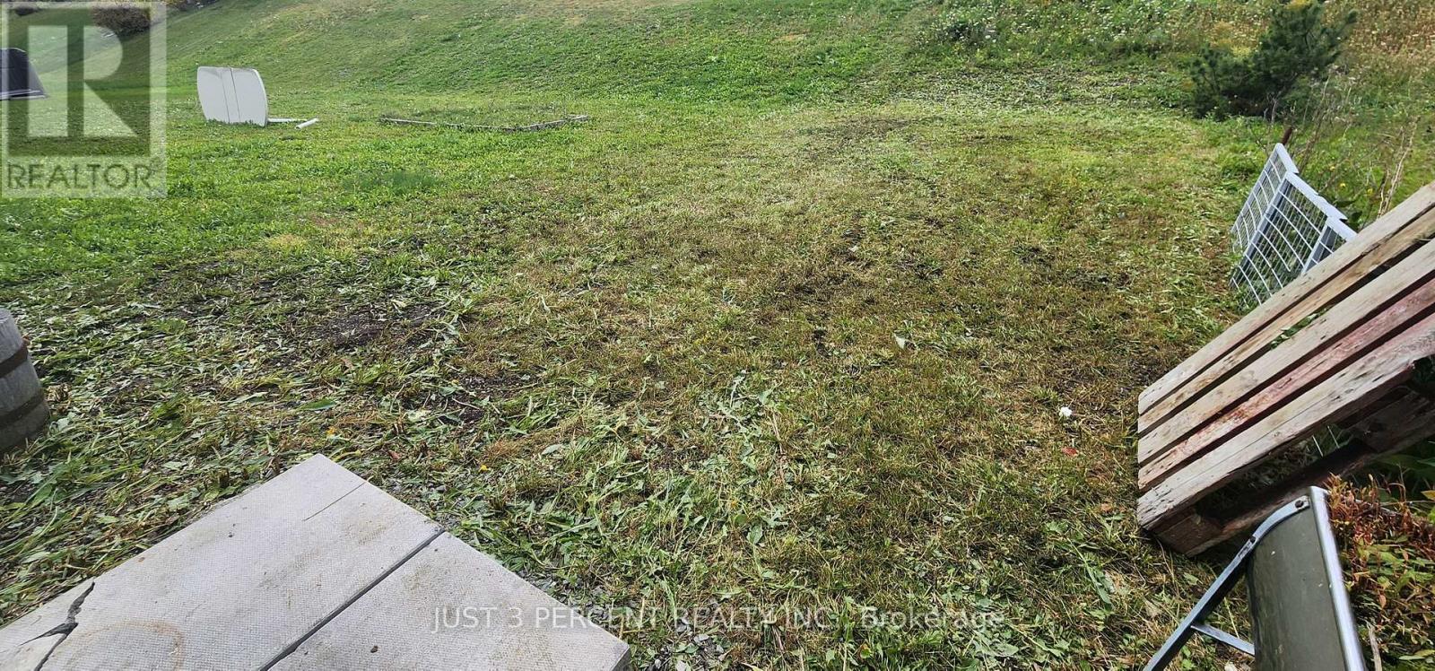 1651 Hetherington Drive, Peterborough North (University Heights), Ontario  K9L 1Y7 - Photo 4 - X12015632