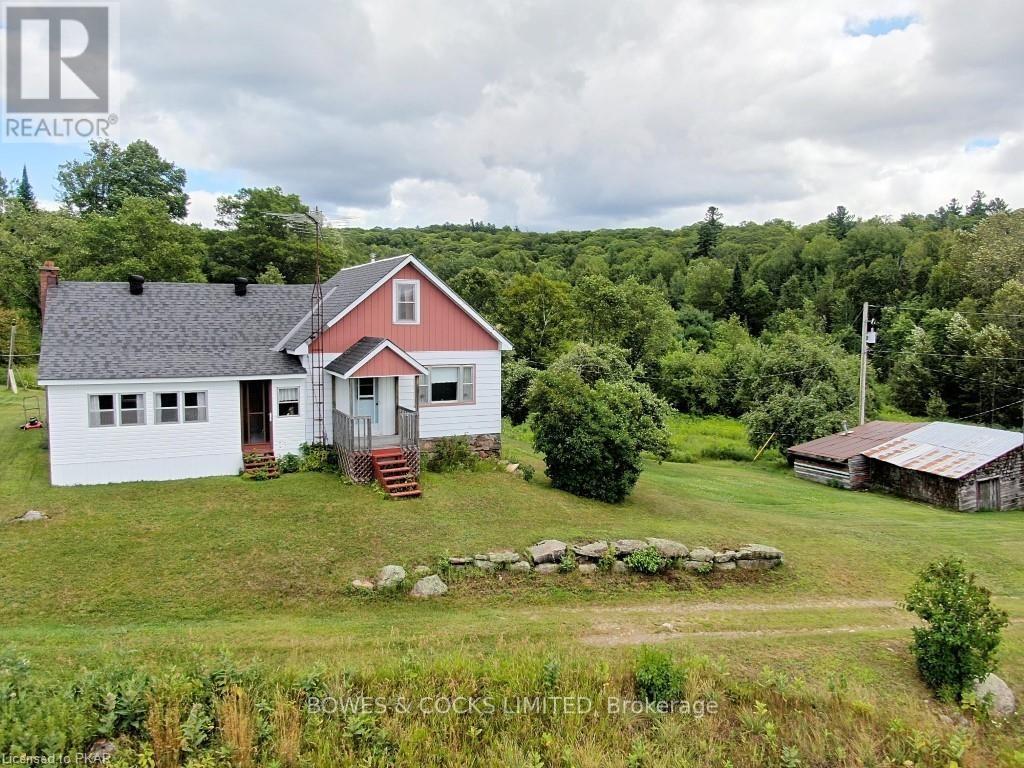114 Moore Lane, Bancroft (Dungannon Ward), Ontario  K0L 1C0 - Photo 4 - X12019577