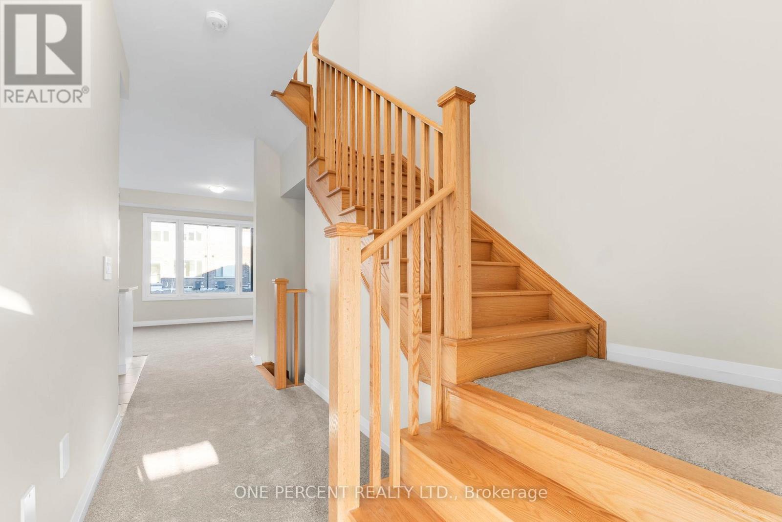 32 Keenan Street, Kawartha Lakes (Lindsay), Ontario  K9V 6C2 - Photo 5 - X12020713