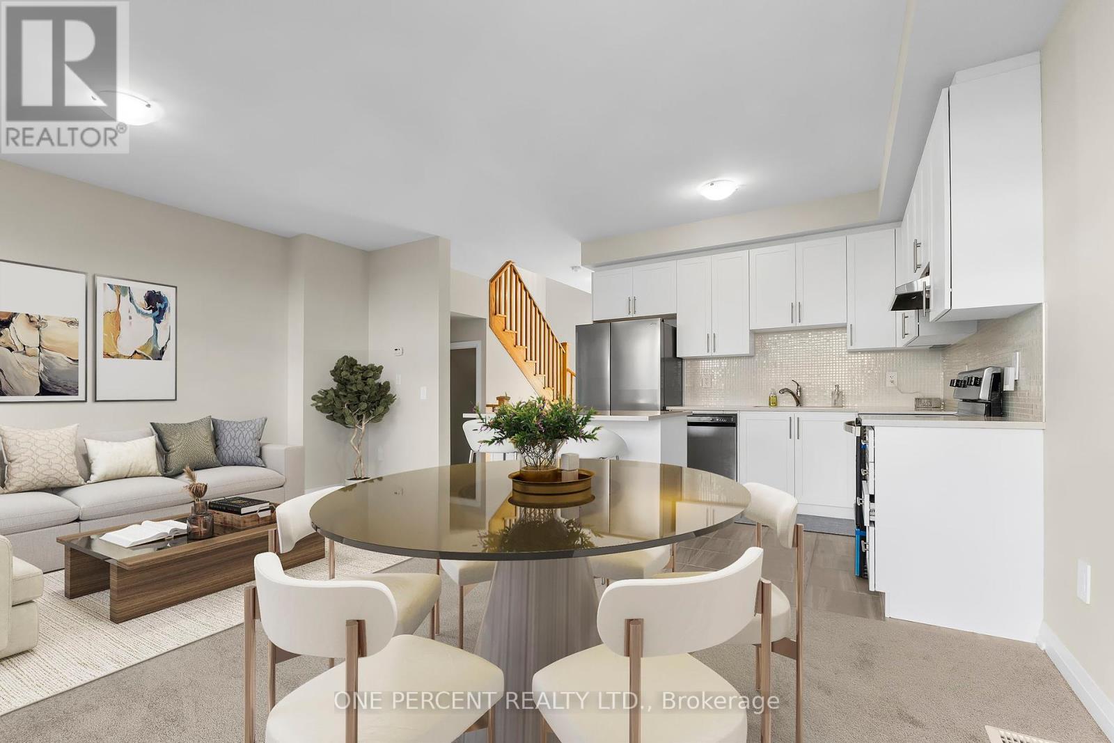 32 Keenan Street, Kawartha Lakes (Lindsay), Ontario  K9V 6C2 - Photo 7 - X12020713