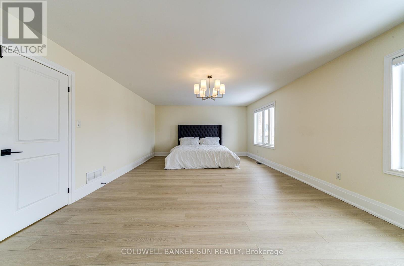 33 Ellis Crescent, Kawartha Lakes (Lindsay), Ontario  K9V 0A5 - Photo 36 - X12021127