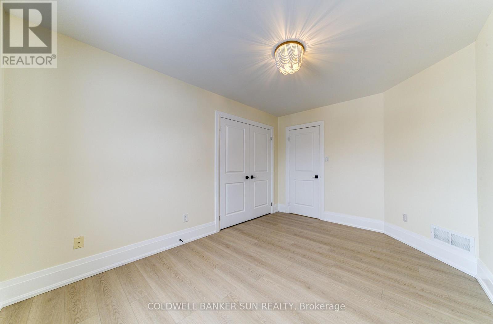 33 Ellis Crescent, Kawartha Lakes (Lindsay), Ontario  K9V 0A5 - Photo 37 - X12021127