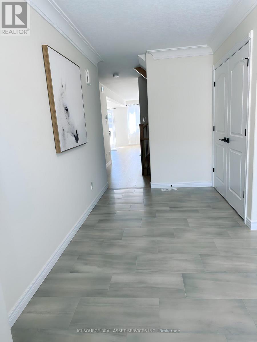 905 Bamford Terrace, Peterborough North (North), Ontario  K9K 0H3 - Photo 10 - X12022406